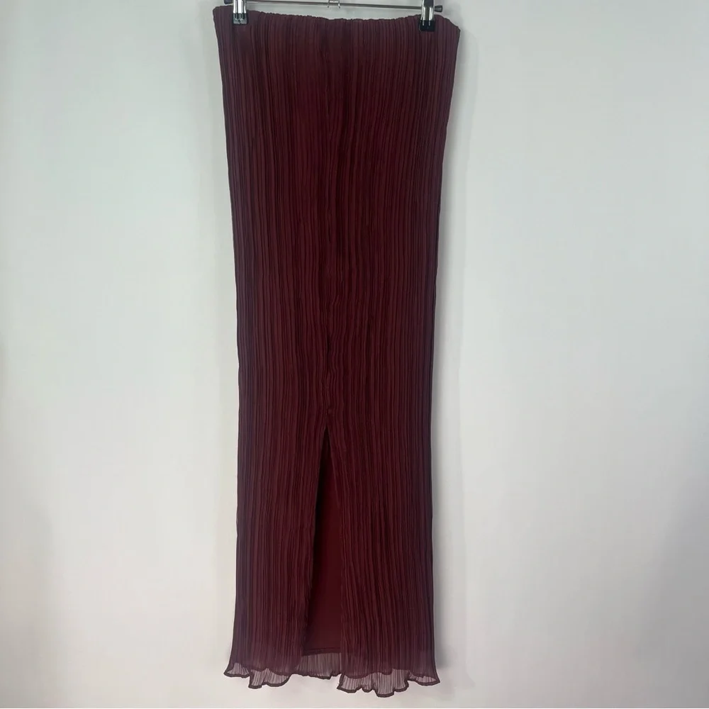 2/$30 Topshop Plisse Straight Midi Skirt in Maroon sz 8